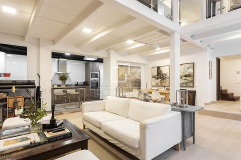 2 chambres apartment à vendre à Barcelona, Catalonia, Spain № 4431 - photo 2