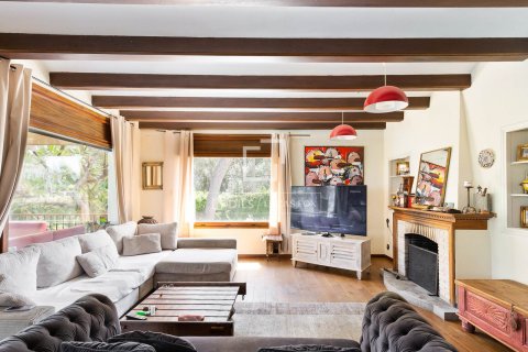 6 chambres villa à vendre à Castelldefels, Barcelona, Catalonia, Spain № 4426 - photo 6