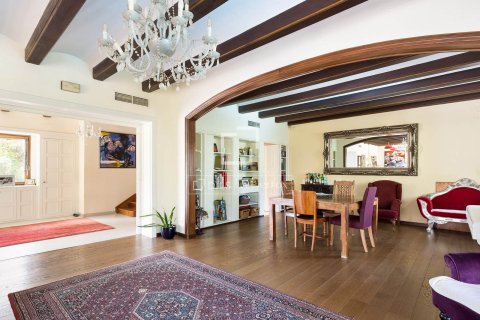 6 chambres villa à vendre à Castelldefels, Barcelona, Catalonia, Spain № 4426 - photo 7