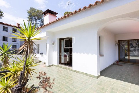 6 chambres villa à vendre à Castelldefels, Barcelona, Catalonia, Spain № 4426 - photo 27