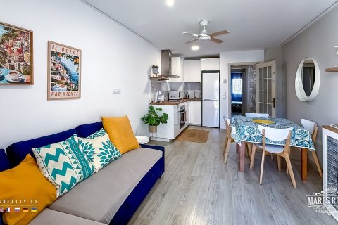 2 bedrooms apartment for sale in Lloret de Mar, Girona, Catalonia, Spain № 7626 - photo 2