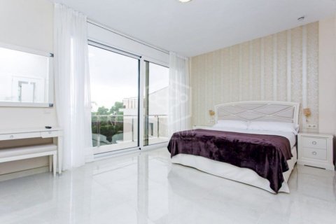 Купить коммерческую недвижимость в Пладжа-де-Аро, Испания 4000м², № 910 - фото 13