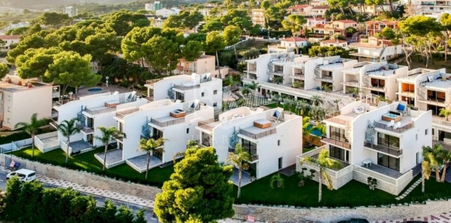 Коммерческая недвижимость 4000м² в Пладжа-де-Аро, Герона, Каталония, Испания № 910