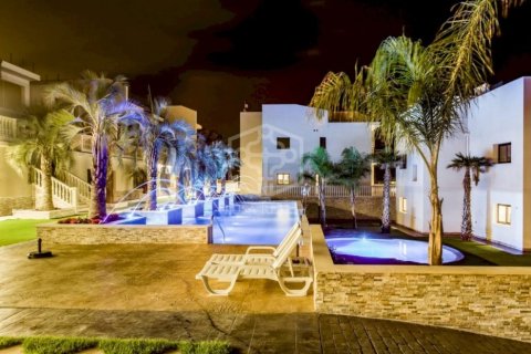 Купить коммерческую недвижимость в Пладжа-де-Аро, Испания 4000м², № 910 - фото 2