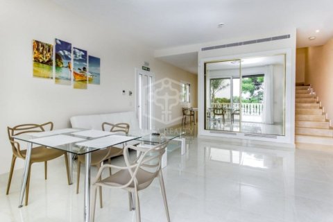 Купить коммерческую недвижимость в Пладжа-де-Аро, Испания 4000м², № 910 - фото 16