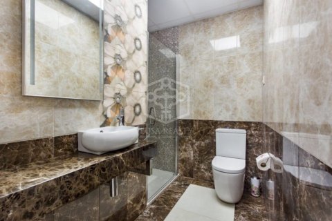 Купить коммерческую недвижимость в Пладжа-де-Аро, Испания 4000м², № 910 - фото 19