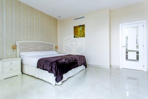 Купить коммерческую недвижимость в Пладжа-де-Аро, Испания 4000м², № 910 - фото 12