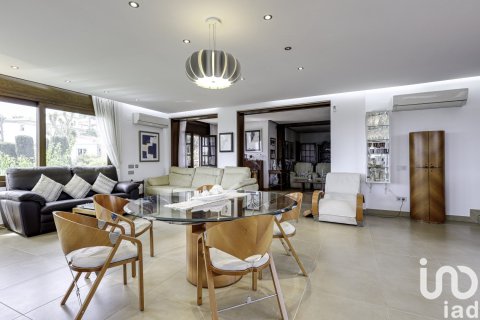 Купить земельный участок в Льорет-де-Мар, Испания с 6 спален, 921м², № 5063 - фото 26