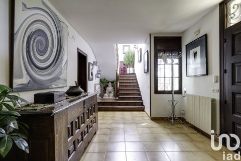 Купить земельный участок в Льорет-де-Мар, Испания с 6 спален, 921м², № 5063 - фото 5