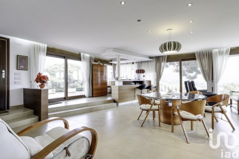 Купить земельный участок в Льорет-де-Мар, Испания с 6 спален, 921м², № 5063 - фото 24