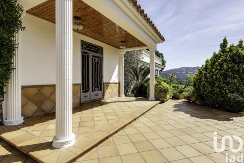 Купить земельный участок в Льорет-де-Мар, Испания с 6 спален, 921м², № 5063 - фото 2