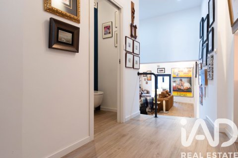 2 bedrooms apartment for sale in Sitges, Barcelona, Catalonia, Spain № 7519 - photo 9