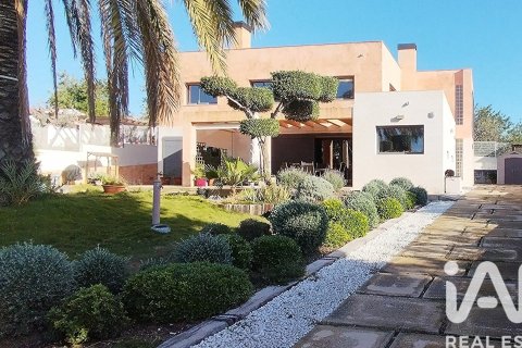 4 bedrooms house for sale in Altafulla, Tarragona, Catalonia, Spain № 7522 - photo 24