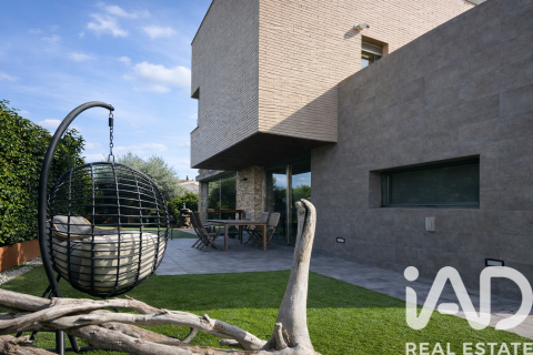 3 bedrooms house for sale in Cambrils, Tarragona, Catalonia, Spain № 7520 - photo 23