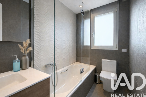 3 bedrooms house for sale in Cambrils, Tarragona, Catalonia, Spain № 7520 - photo 25