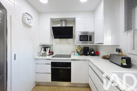 3 bedrooms duplex for sale in Castelldefels, Barcelona, Catalonia, Spain № 7523 - photo 23