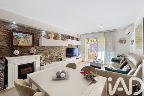 3 bedrooms duplex for sale in Castelldefels, Barcelona, Catalonia, Spain № 7523 - photo 11
