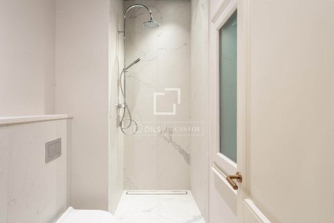 3 chambres apartment à louer à Barcelona, Catalonia, Spain № 3749 - photo 29