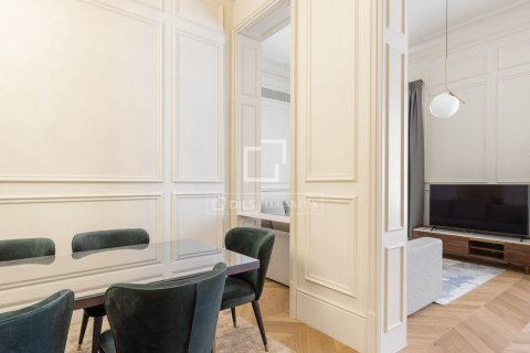 3 chambres apartment à louer à Barcelona, Catalonia, Spain № 3749 - photo 7