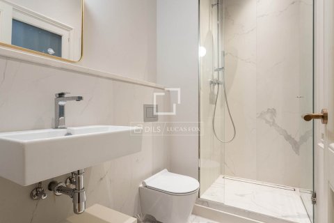 3 chambres apartment à louer à Barcelona, Catalonia, Spain № 3749 - photo 27