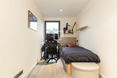 4 chambres apartment à louer à Esplugues de Llobregat, Barcelona, Catalonia, Spain № 3751 - photo 27