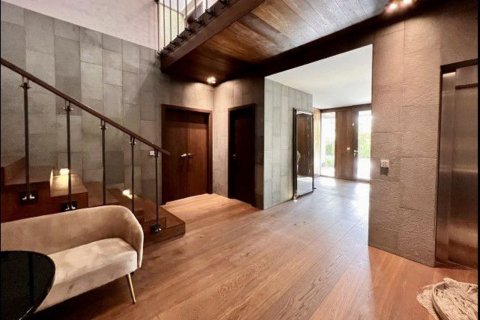 Сasa de 6 dormitorios en venta en Sant Andreu de Llavaneres, Barcelona, Cataluña, Spain № 7041 - foto 9