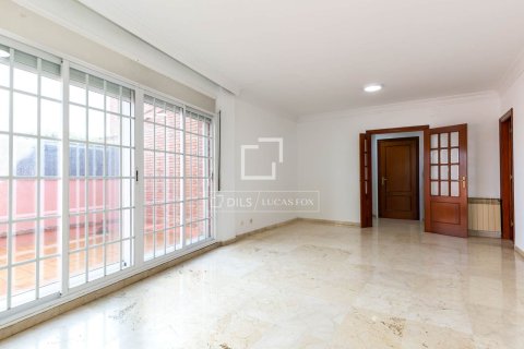 Apartamento de 4 dormitorios en venta en Sant Just Desvern, Barcelona, Cataluña, Spain № 7046 - foto 23