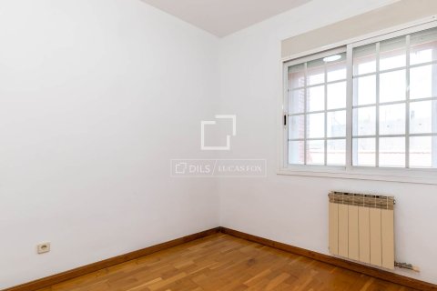 Apartamento de 4 dormitorios en venta en Sant Just Desvern, Barcelona, Cataluña, Spain № 7046 - foto 30