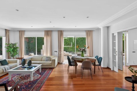 Villa de 5 dormitorios en venta en Alella, Barcelona, Cataluña, Spain № 7045 - foto 21