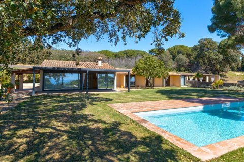 4 bedrooms house for sale in Sant Andreu de Llavaneres, Barcelona, Catalonia, Spain № 7042 - photo 6