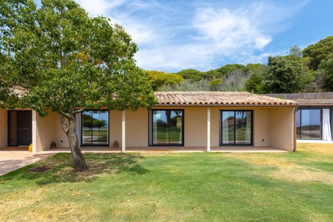 4 bedrooms house for sale in Sant Andreu de Llavaneres, Barcelona, Catalonia, Spain № 7042 - photo 15
