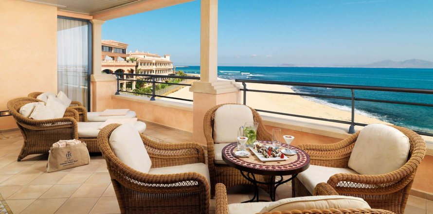 Коммерческая недвижимость 903м² в Барселоне, Каталония, Испания № 1788