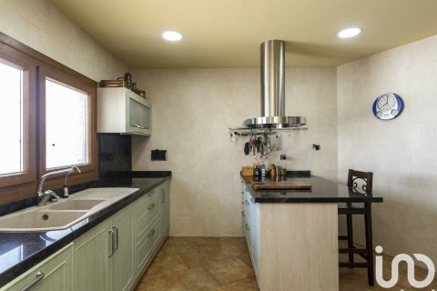 6 bedrooms house for sale in Sant Boi de Llobregat, Barcelona, Catalonia, Spain № 5082 - photo 9