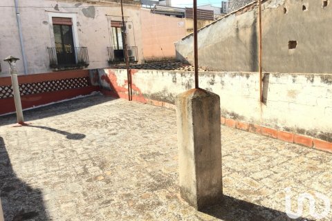 3 bedrooms house for sale in Vilanova i la Geltru, Barcelona, Catalonia, Spain № 5085 - photo 14