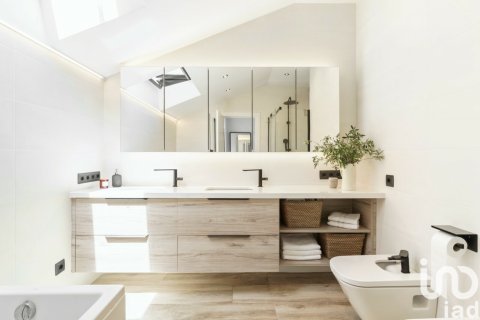 5 bedrooms villa for sale in Sant Pol de Mar, Barcelona, Catalonia, Spain № 5084 - photo 17