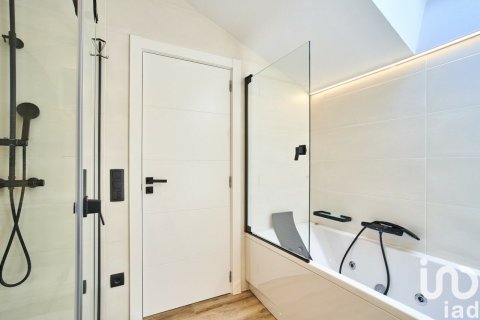 5 bedrooms villa for sale in Sant Pol de Mar, Barcelona, Catalonia, Spain № 5084 - photo 19