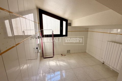 Снять в аренду квартиру в Андорра, Испания с 2 спальни, 70м², № 7686 - фото 2
