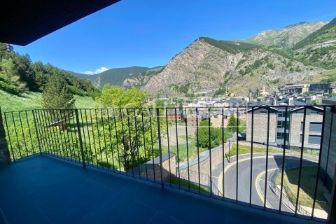 Снять в аренду квартиру в Андорра, Испания с 3 спальни, 120м², № 7685 - фото 3