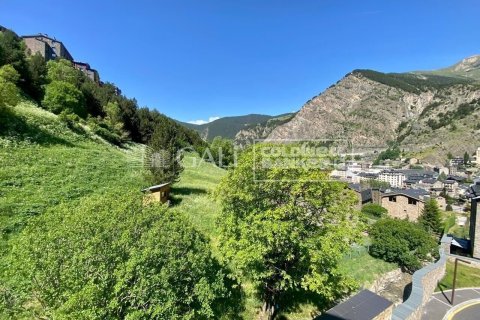 Снять в аренду квартиру в Андорра, Испания с 3 спальни, 120м², № 7685 - фото 2