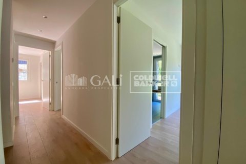 Снять в аренду квартиру в Андорра, Испания с 3 спальни, 120м², № 7685 - фото 22