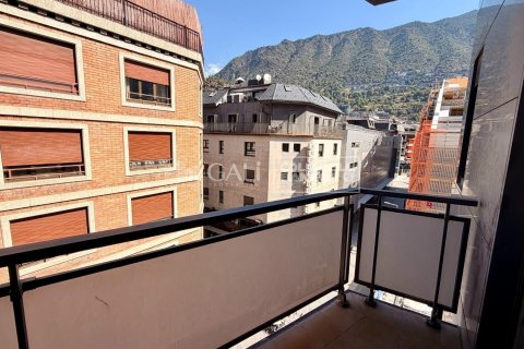 Снять в аренду квартиру в Андорра, Испания с 3 спальни, 143м², № 7684 - фото 3