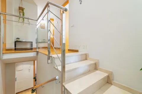 Apartamento de 4 dormitorios en venta en Santa Coloma de Gramenet, Barcelona, Cataluña, Spain № 6941 - foto 15
