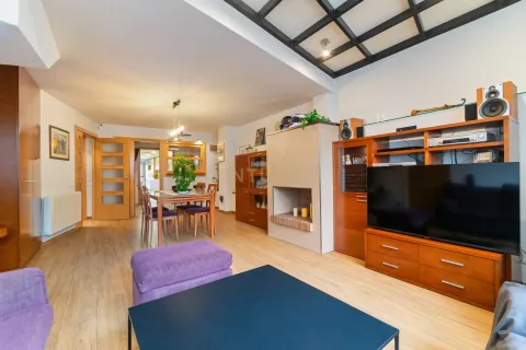 Apartamento de 4 dormitorios en venta en Santa Coloma de Gramenet, Barcelona, Cataluña, Spain № 6941 - foto 14