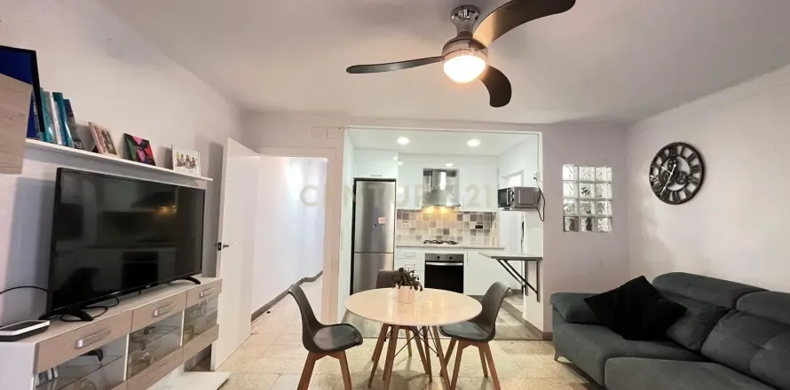 6 chambres house à vendre à Vilanova i la Geltru, Barcelona, Catalonia, Spain № 6937