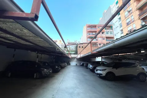 Parcela en venta en Sabadell, Barcelona, Cataluña, Spain № 6938 - foto 12