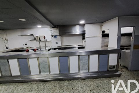 Bar de 67 m² en alquiler en Santa Coloma de Gramenet, Barcelona, Cataluña, Spain № 5116 - foto 12