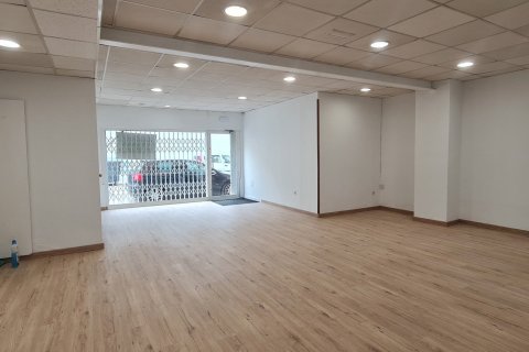 85 m² commercial property à louer à El Masnou, Barcelona, Catalonia, Spain № 5118 - photo 5