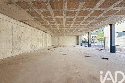 185 sq.m. commercial property for rent in Teia, Barcelona, Catalonia, Spain № 5120 - photo 8