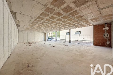 185 sq.m. commercial property for rent in Teia, Barcelona, Catalonia, Spain № 5120 - photo 7