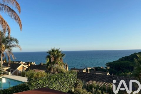 3 chambres house à louer à Arenys de Mar, Barcelona, Catalonia, Spain № 5117 - photo 25